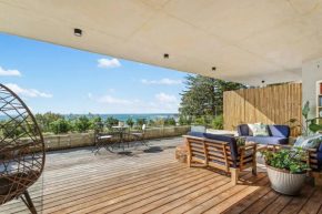 Ocean Views, Deck and Parking at Beach Apartment